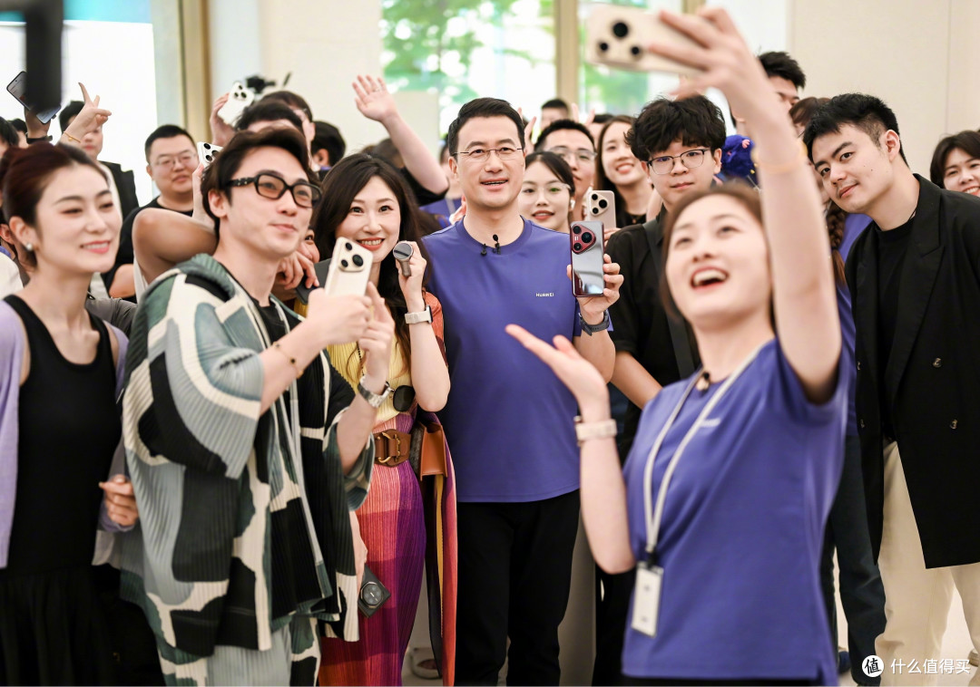 门店大排长龙!华为Pura 80系列首销火爆,温情服务彰显品牌魅力