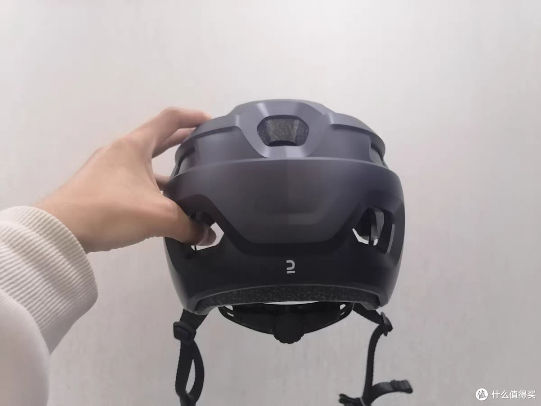 迪卡侬骑行头盔:为你的骑行保驾护航