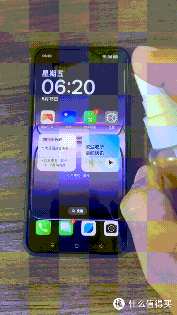 一加 Ace 5 至尊版：这“三芯怪兽”，把游戏手机卷到新高度？