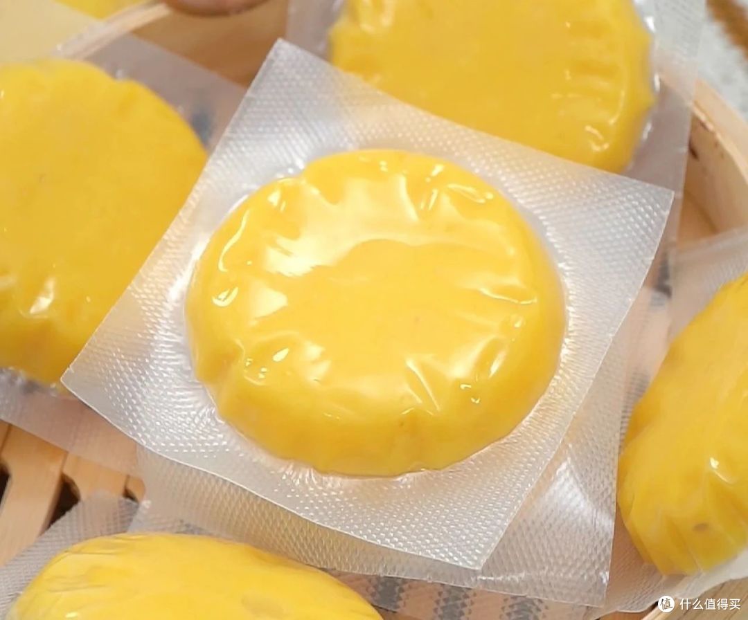 脱皮玉米浆包：一口咬下，拥抱整个玉米田的甜蜜