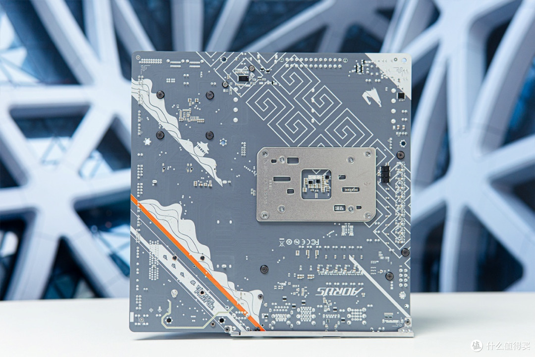 国潮来袭!技嘉B850M AORUS ELITE WIFI7 ICE-P雕妹主板装机