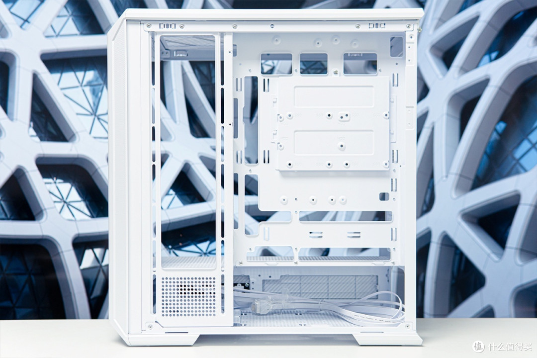 国潮来袭!技嘉B850M AORUS ELITE WIFI7 ICE-P雕妹主板装机