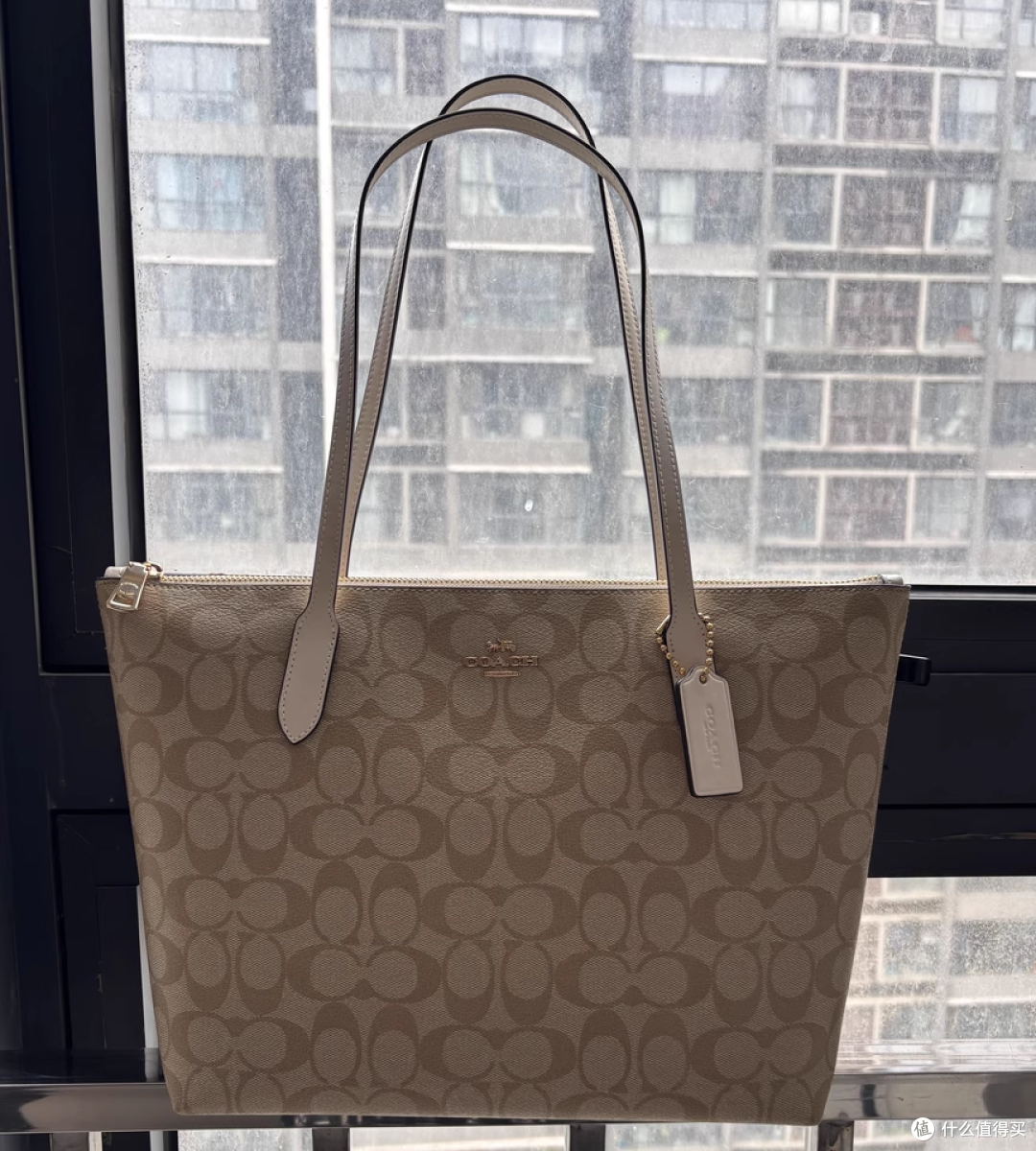 COACH / 蔻驰拉链托特包单肩包测评:时尚与实用兼具