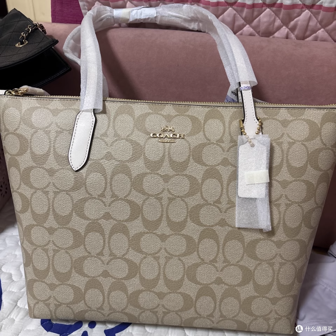 COACH / 蔻驰拉链托特包单肩包测评:时尚与实用兼具
