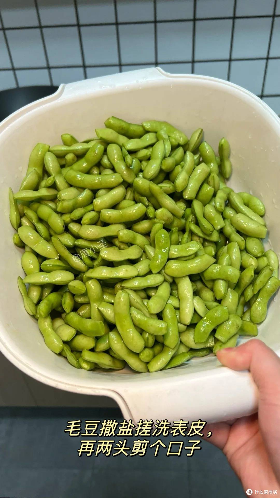 煮毛豆,最忌洗完直接煮!教你正确做法,出锅翠绿,鲜嫩入味好吃