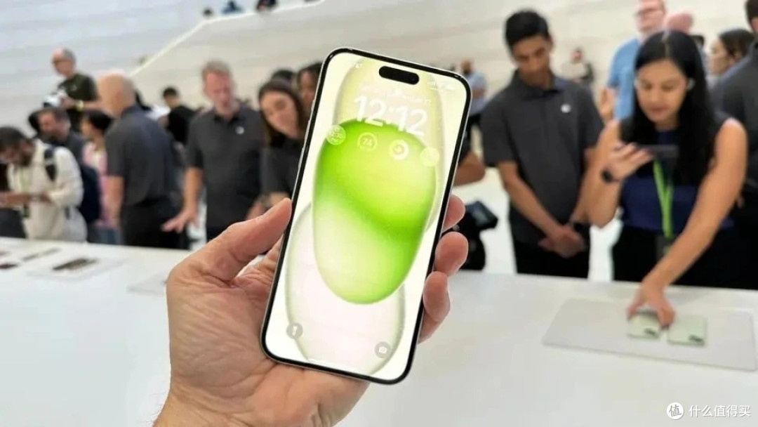 iPhone15再度跌至新低,苹果A16+4800万,256GB售价更亲民了