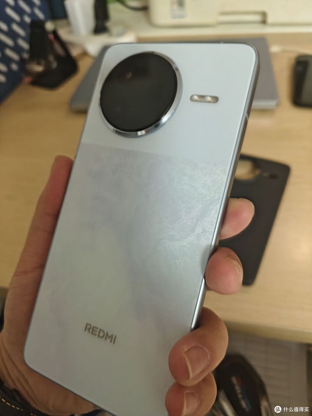REDMI K80，把自己的至尊版打下去了