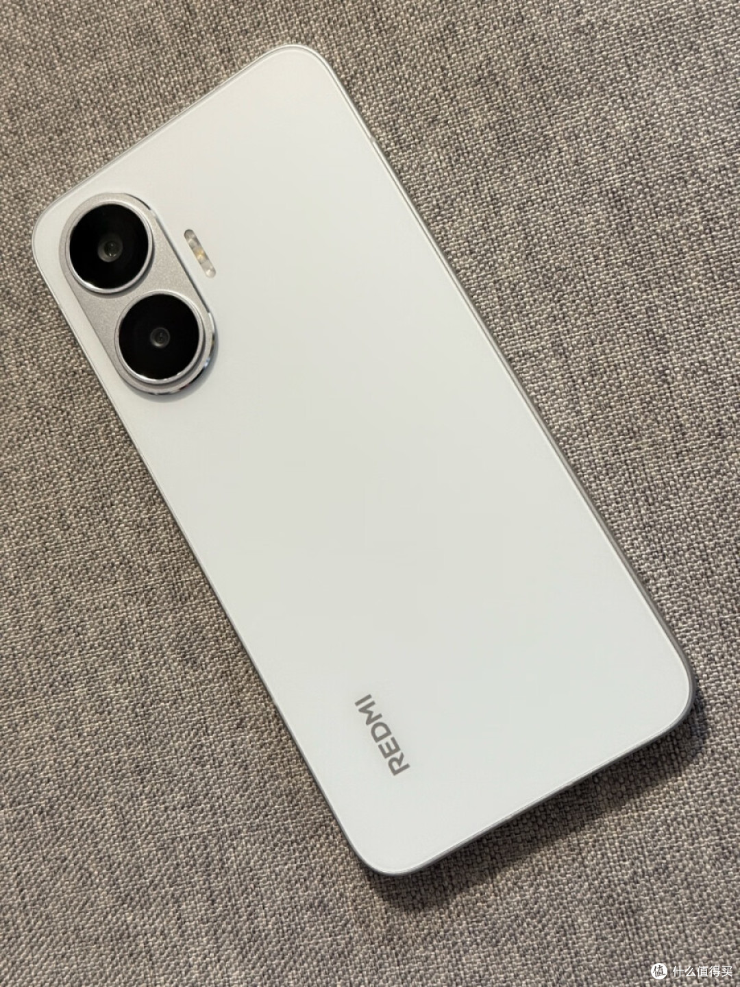 比第三代骁龙8强，小米REDMI Turbo 4 Pro，其他两千手机没优势了