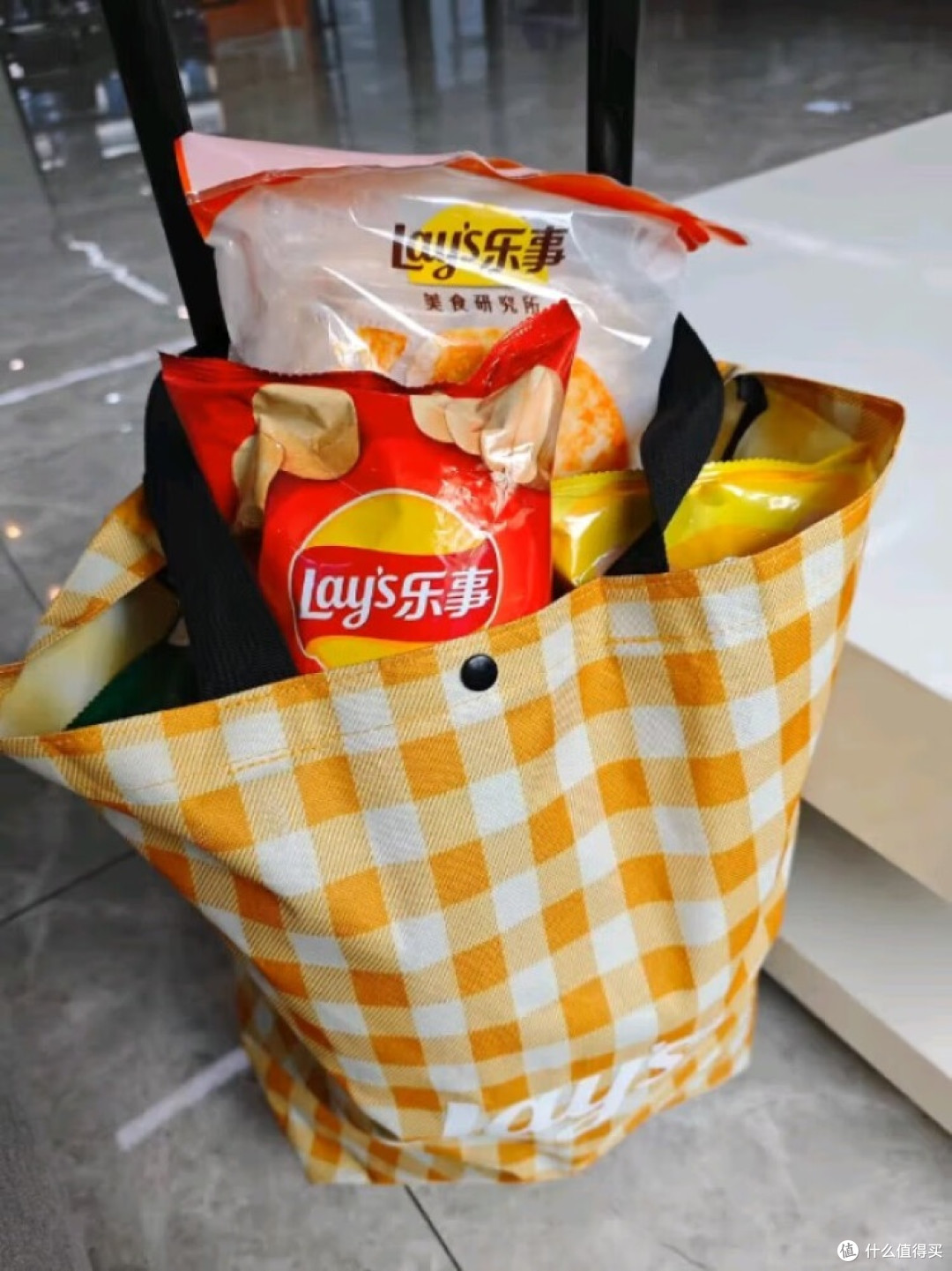 乐事零食指南:宅家追剧必备