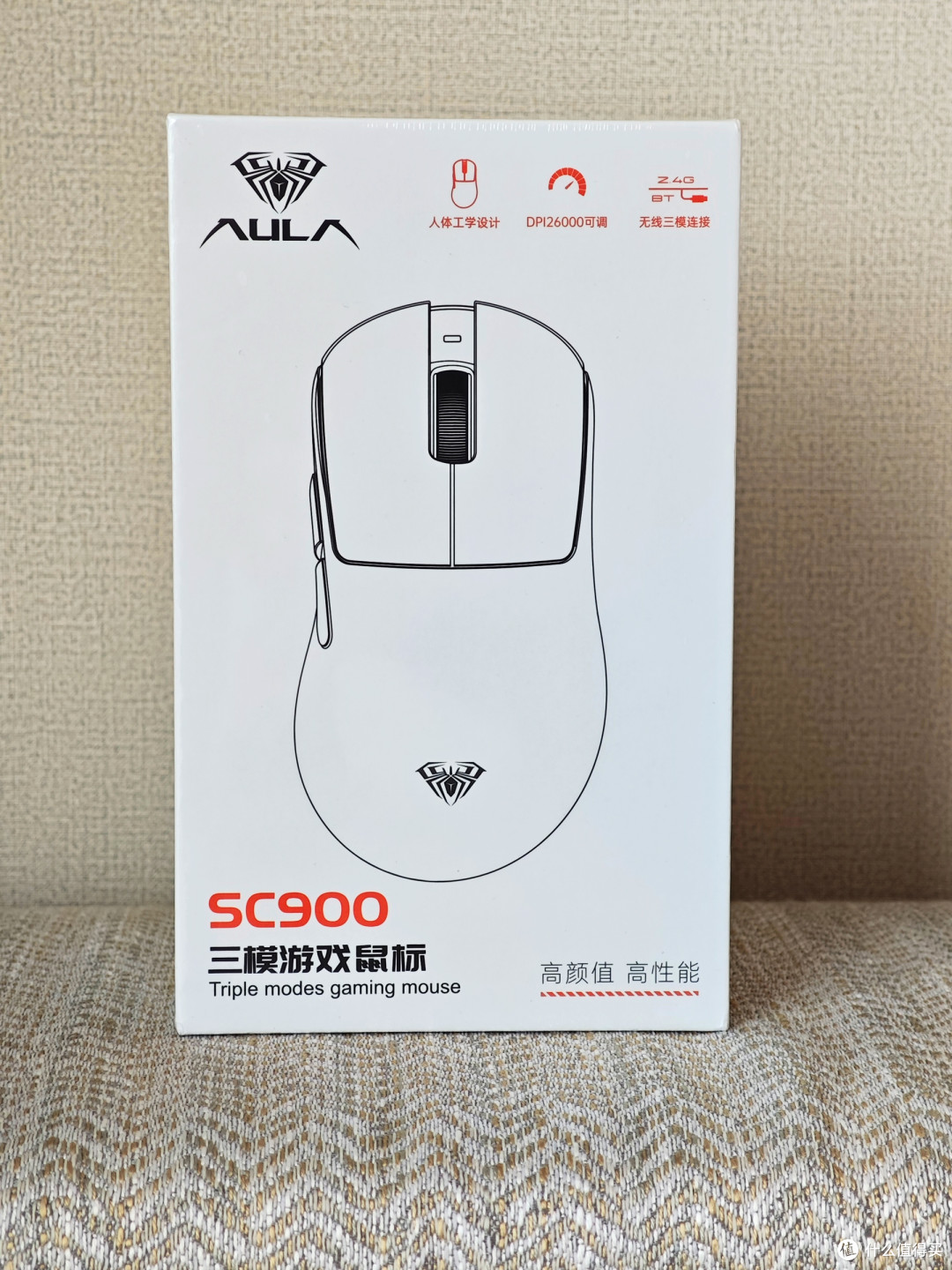“换电”!告别电量焦虑的新解法:狼蛛SC900 Pro鼠标评测