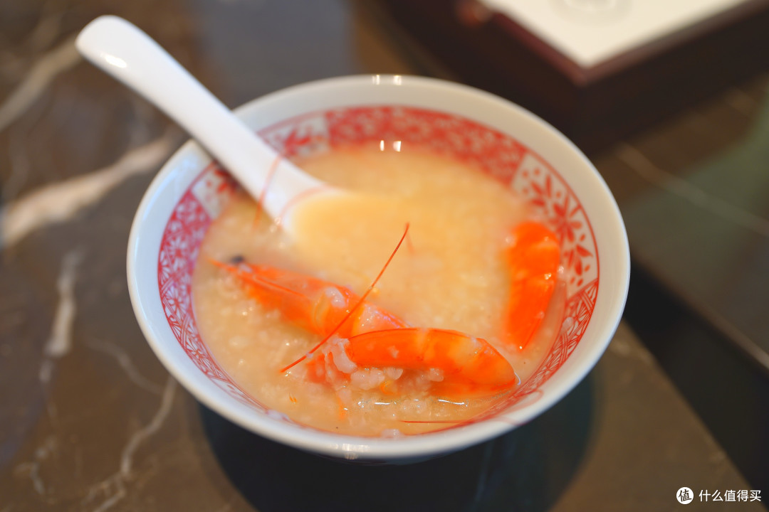 居然只有大门好看?!深圳时尚小镇美憬阁精选酒店 精品套房体验