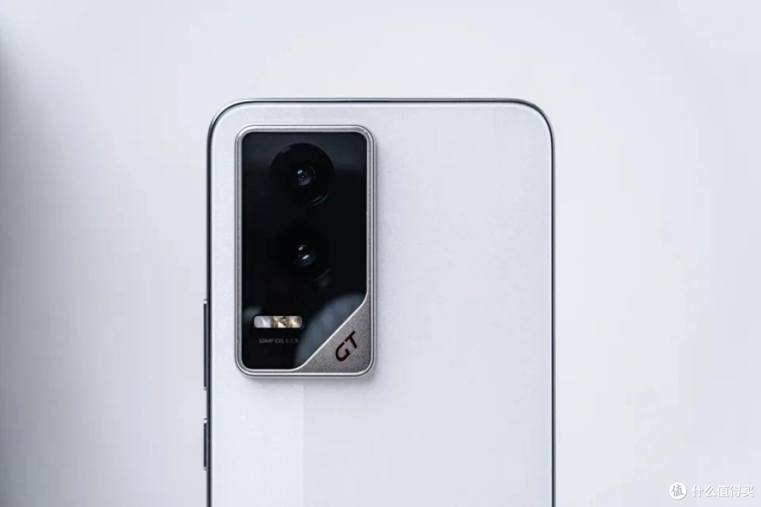 荣耀618太拼了!16GB+1TB突降至2370元,骁龙8Gen3旗舰一降再降
