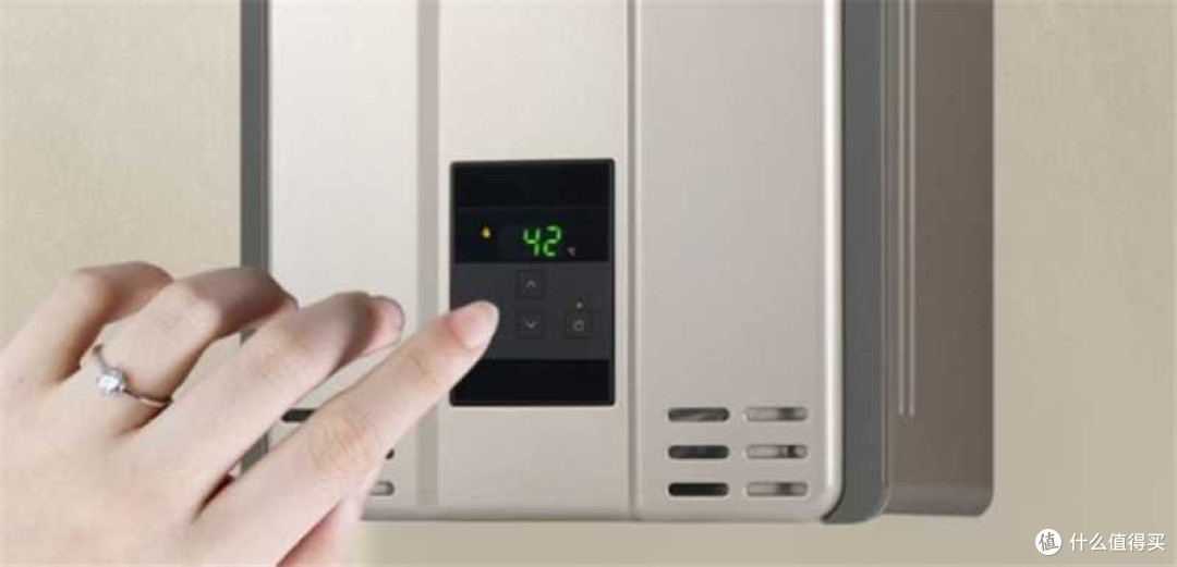 林内（Rinnai）20升智能预热内置循环热水器 REU-A2024WFP(K)-CH