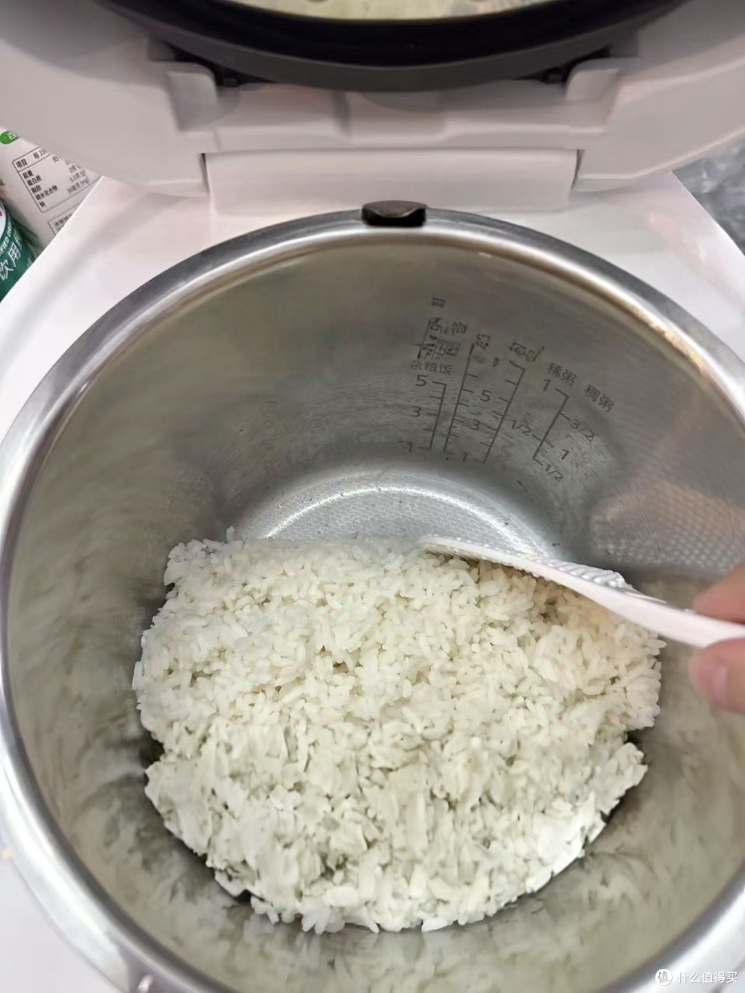 换了三个电饭煲后,终于找到这口能多干饭的锅了!