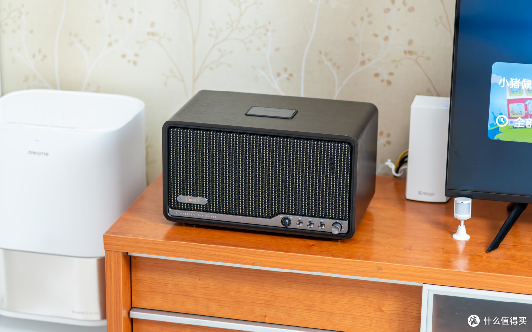 桌搭美学与音质盛宴：漫步者三款 Hi-Fi 音箱深度体验横评