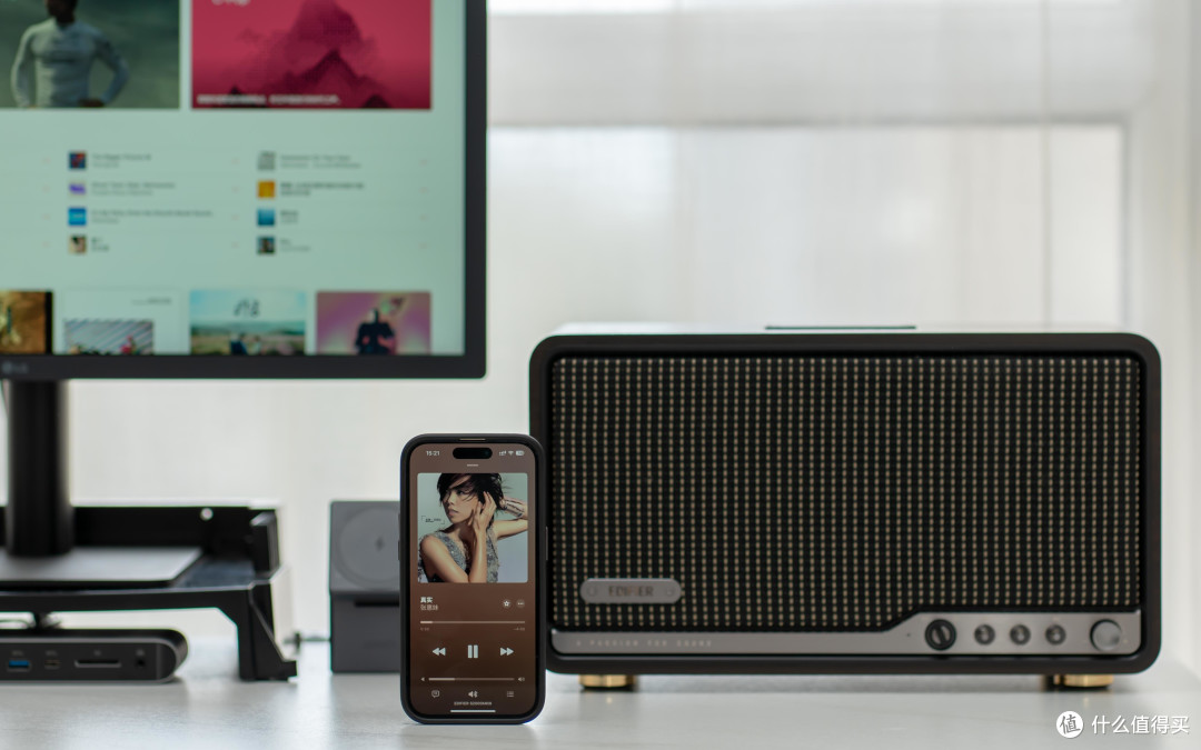 桌搭美学与音质盛宴：漫步者三款 Hi-Fi 音箱深度体验横评