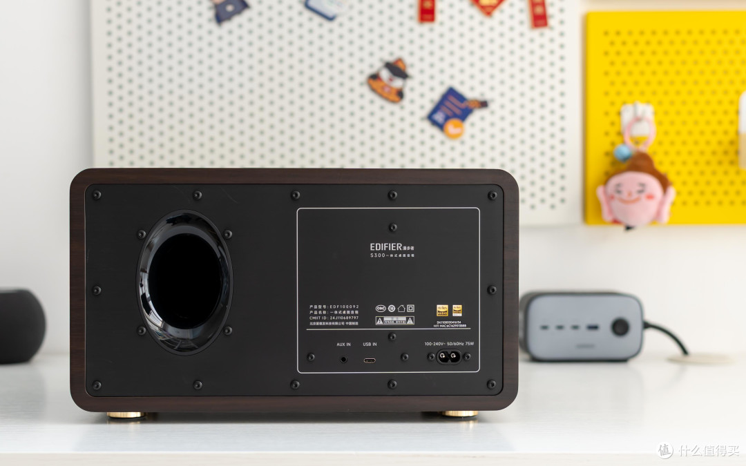 桌搭美学与音质盛宴：漫步者三款 Hi-Fi 音箱深度体验横评