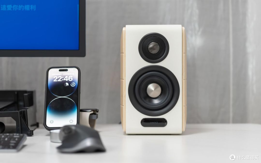 桌搭美学与音质盛宴：漫步者三款 Hi-Fi 音箱深度体验横评