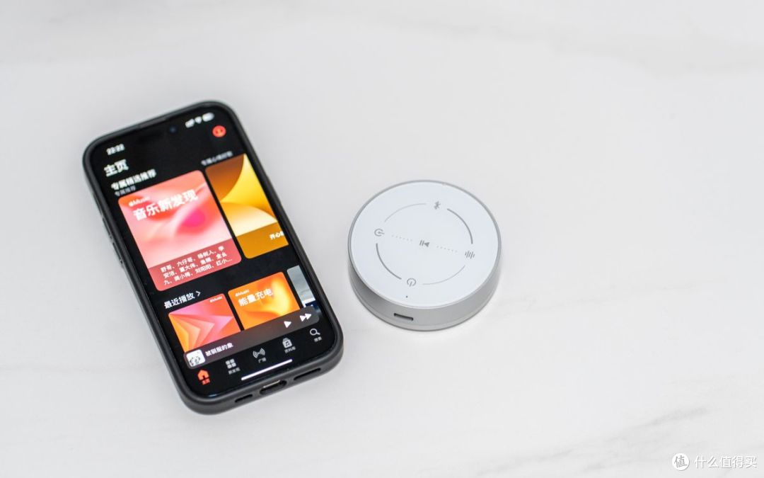 桌搭美学与音质盛宴：漫步者三款 Hi-Fi 音箱深度体验横评