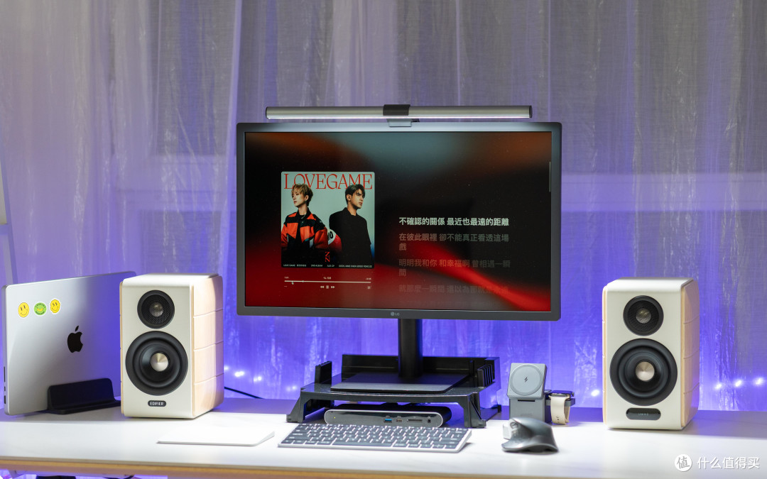 桌搭美学与音质盛宴：漫步者三款 Hi-Fi 音箱深度体验横评