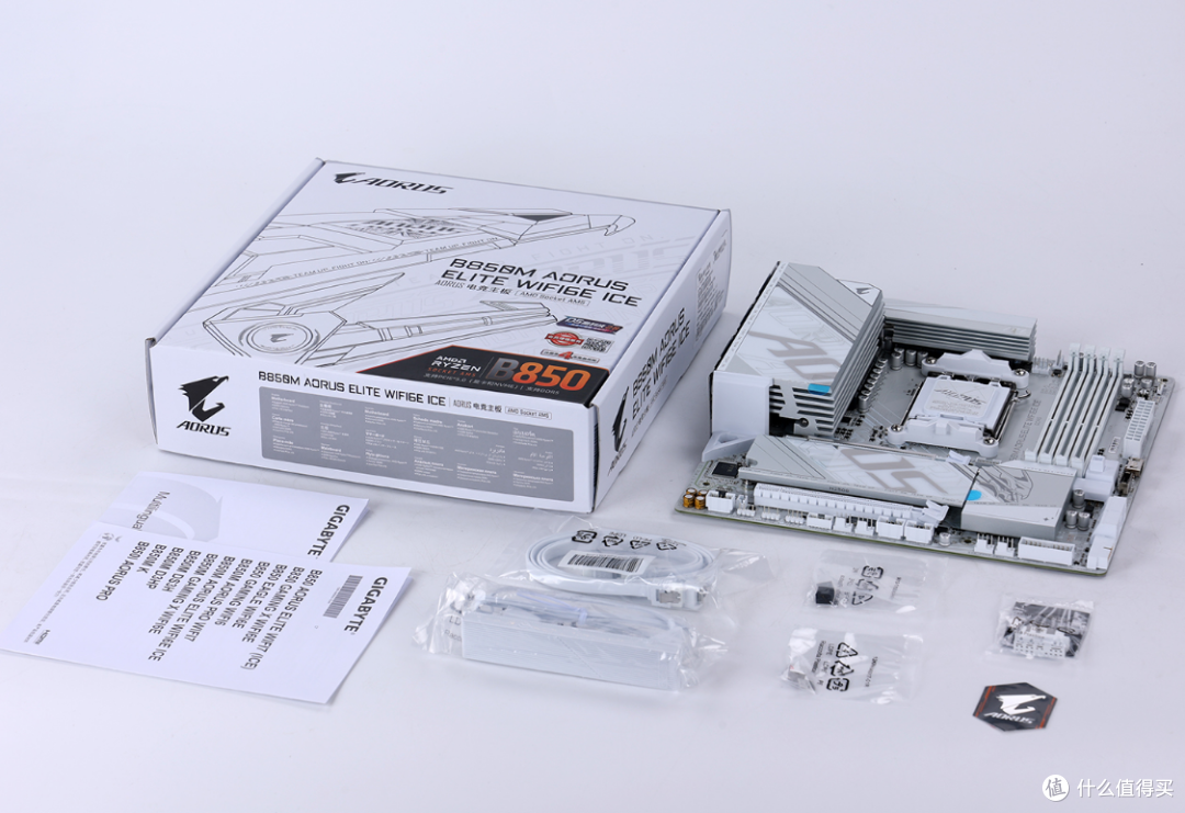 白色AMD性价比装机标准答案,技嘉B850M冰雕搭配98X3D实测