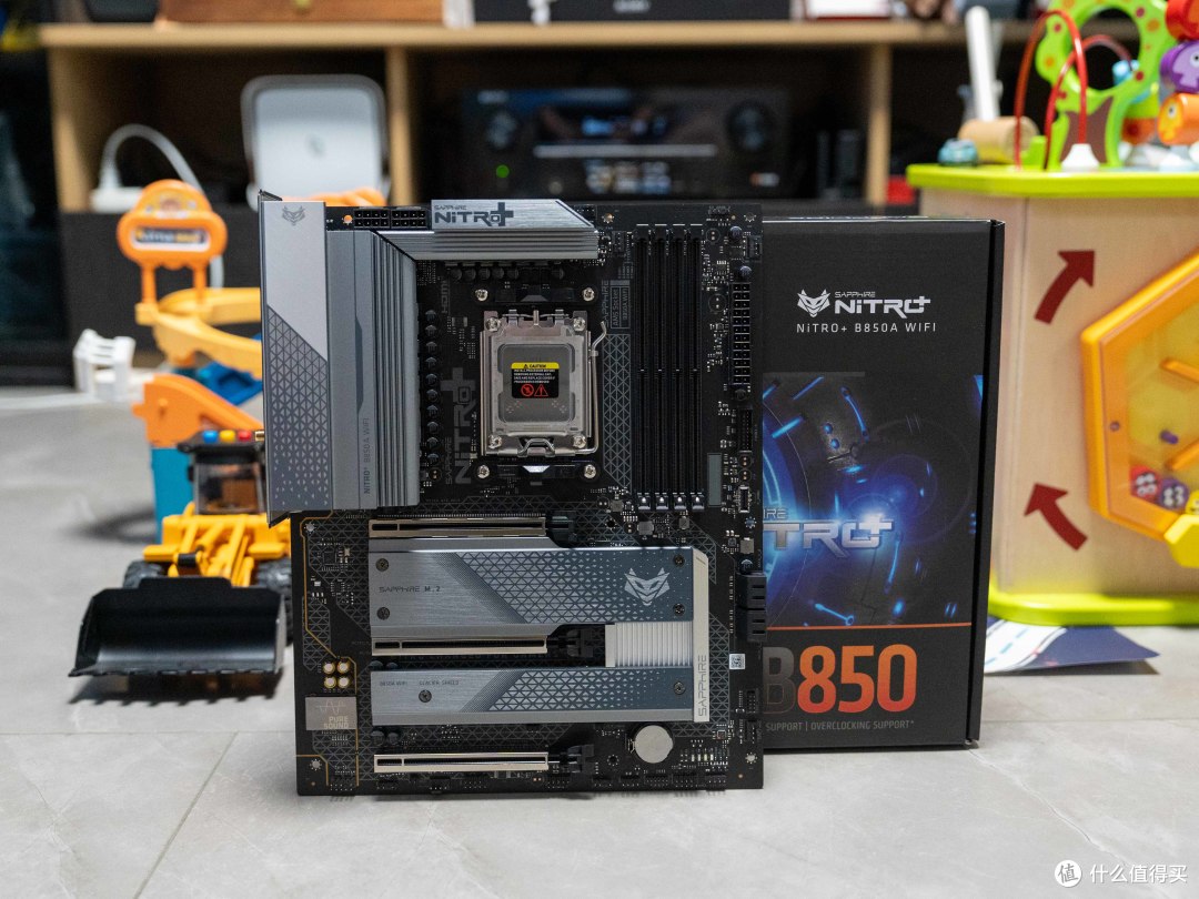 98X3D必备,千元高性价比大板,蓝宝石 NiTRO+氮动 B850A首发测评