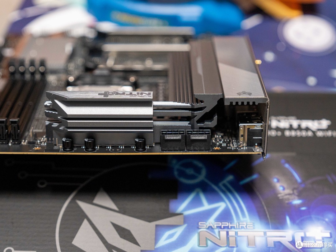 98X3D必备,千元高性价比大板,蓝宝石 NiTRO+氮动 B850A首发测评