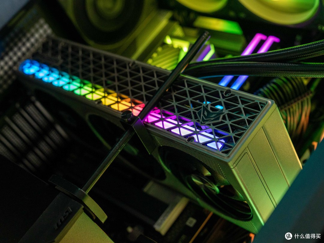 98X3D必备,千元高性价比大板,蓝宝石 NiTRO+氮动 B850A首发测评