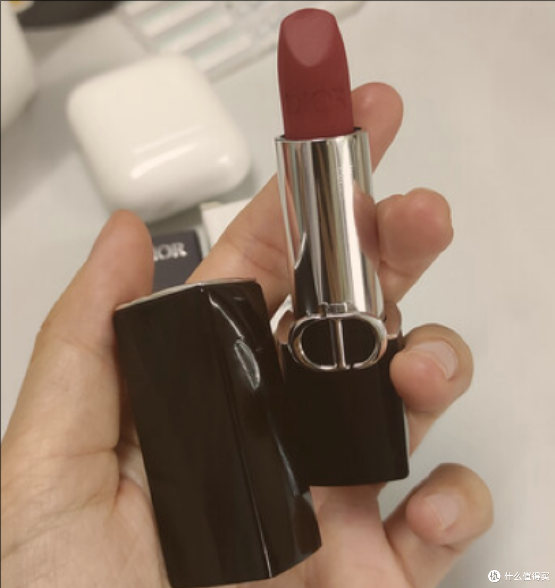 竟然送这么多小样  迪奥口红多少钱一只