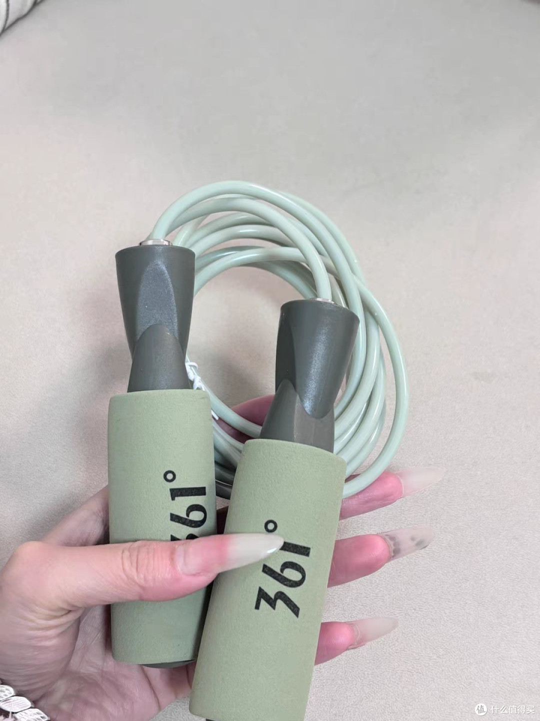 户外运动361跳绳:成人女生燃脂专用