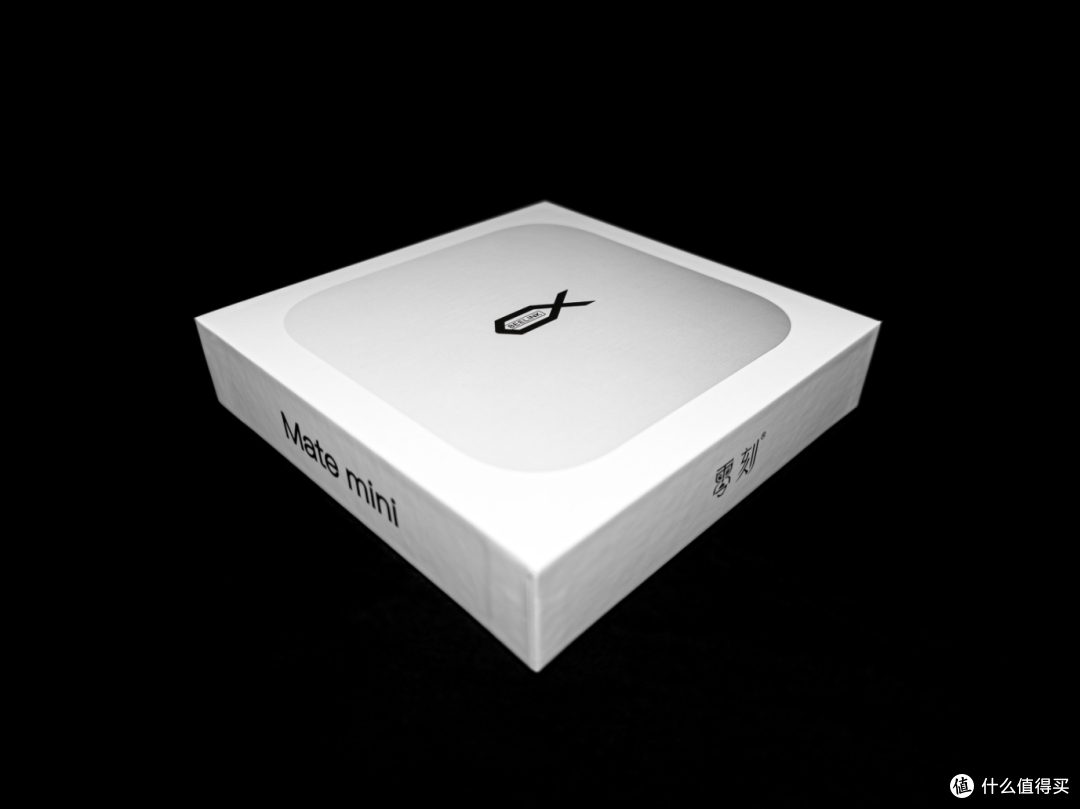 零刻Mate mini硬盘拓展坞:macOS 26 beta共存,Mac mini接口扩容