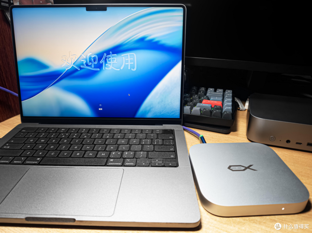 零刻Mate mini硬盘拓展坞:macOS 26 beta共存,Mac mini接口扩容