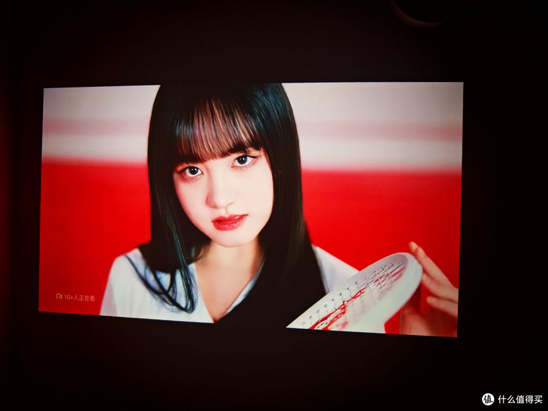 打工人实测:哈趣Q1Max凭什么成为千元投影“性价比之王”?