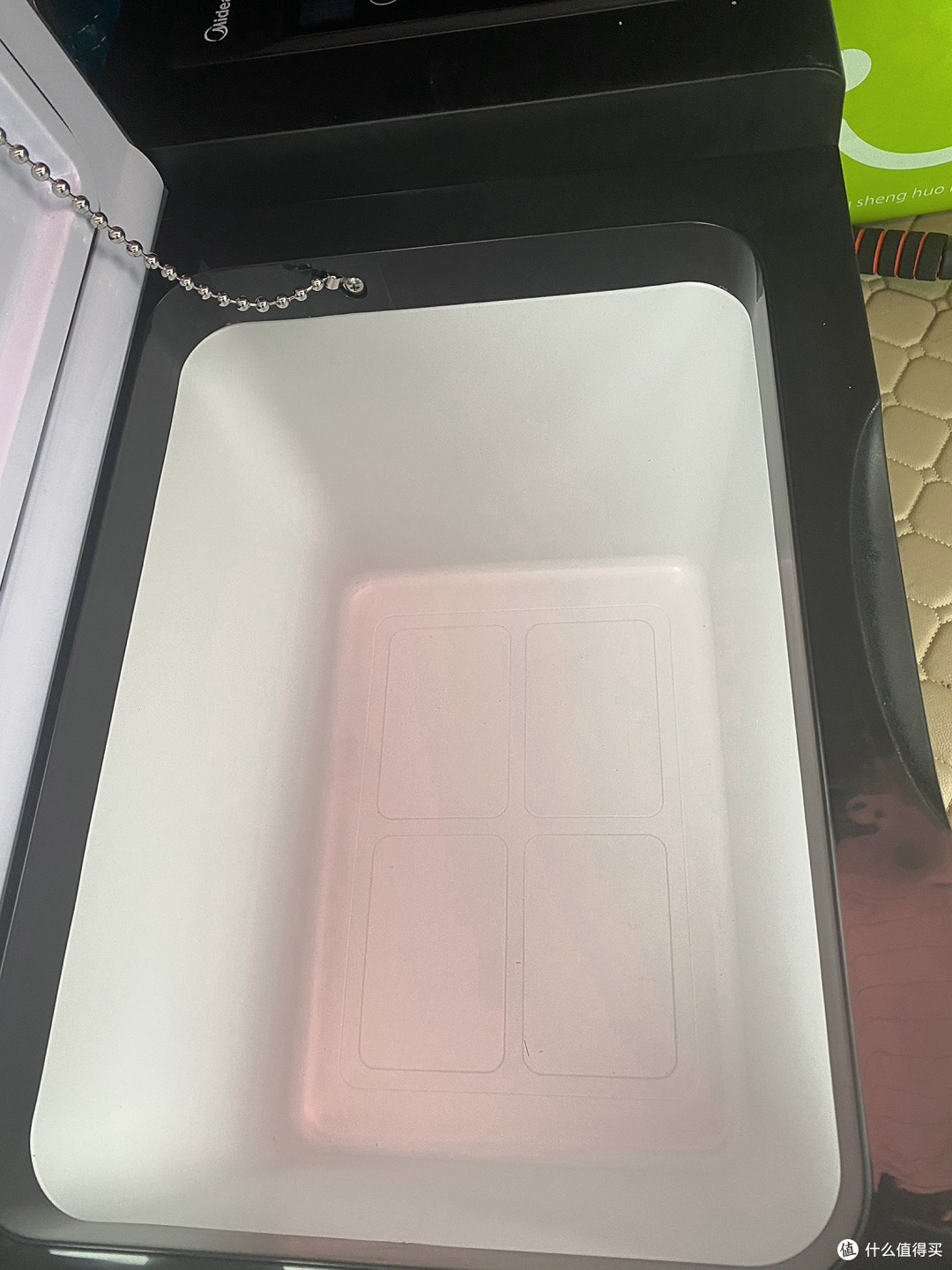 618真香车品!美的车载冰箱让夏日驾驶幸福感拉满