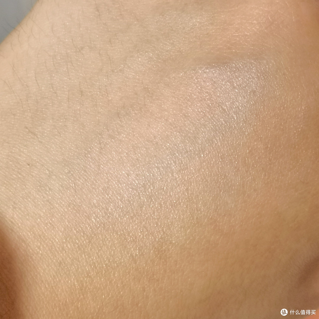 这瓶夏日乳液含有来自耐高温干燥UV和高盐提取物不想试试?