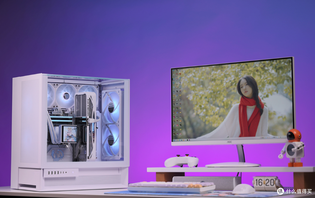桌面海景房新形态:骨伽双擎OmnyX机箱+镜面5070Ti星曜显卡装机