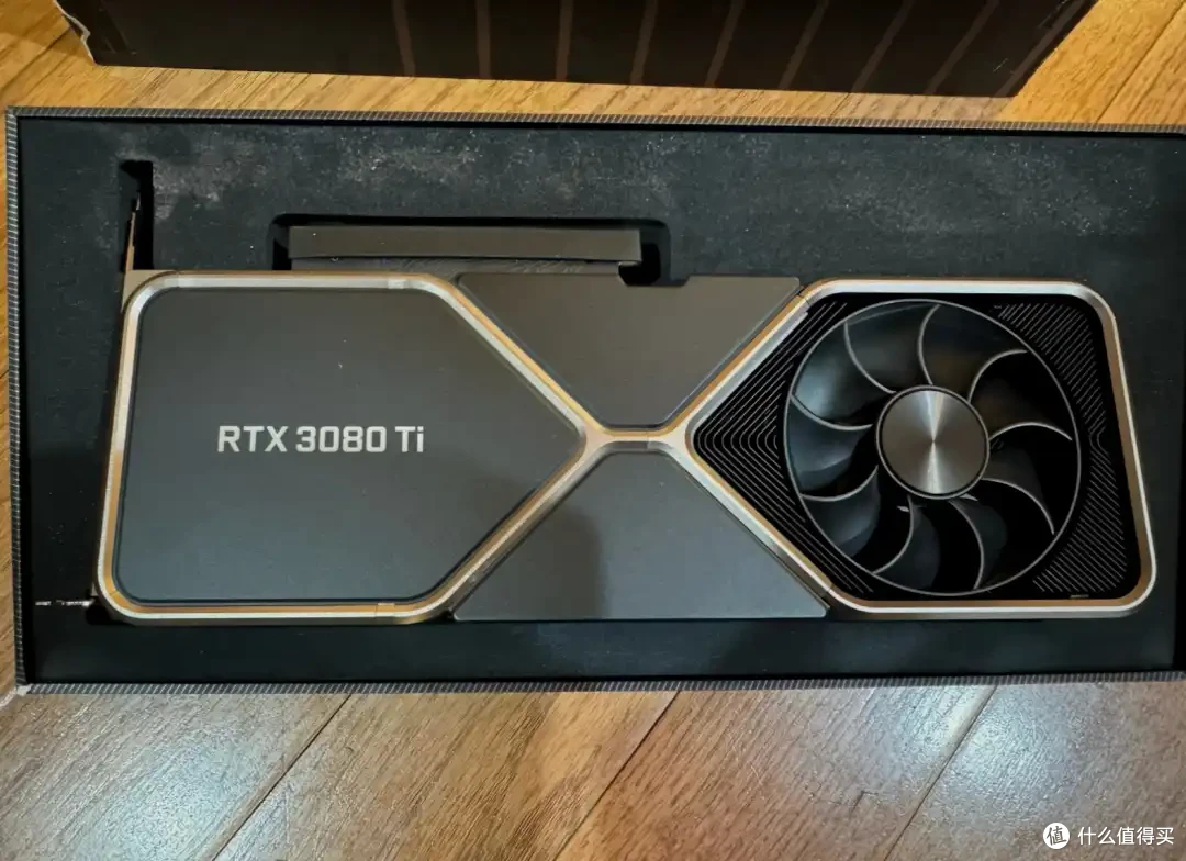 RTX 3080Ti 20GB现身海外,但这次是英伟达官方公版!