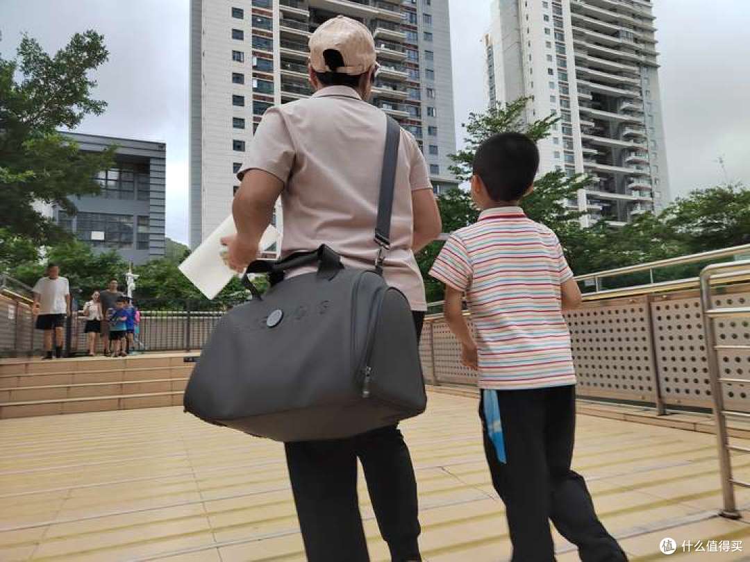 2025年智能运动包实测分享!有没有好看、除菌除味的运动包推荐?