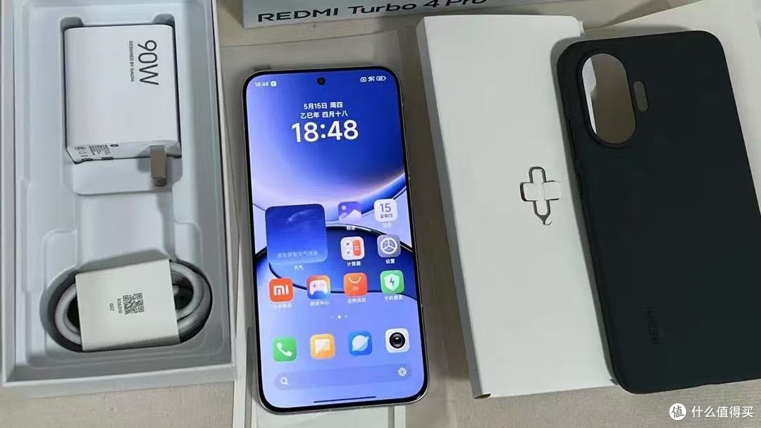 丢掉塑料后盖，金属中框+玻璃后盖+7550mAh，这千元机绝了