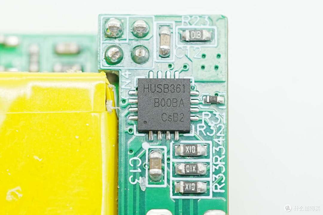 功率密度达2.24W/cm³,硅动力65W slim超薄氮化镓快充方案解析