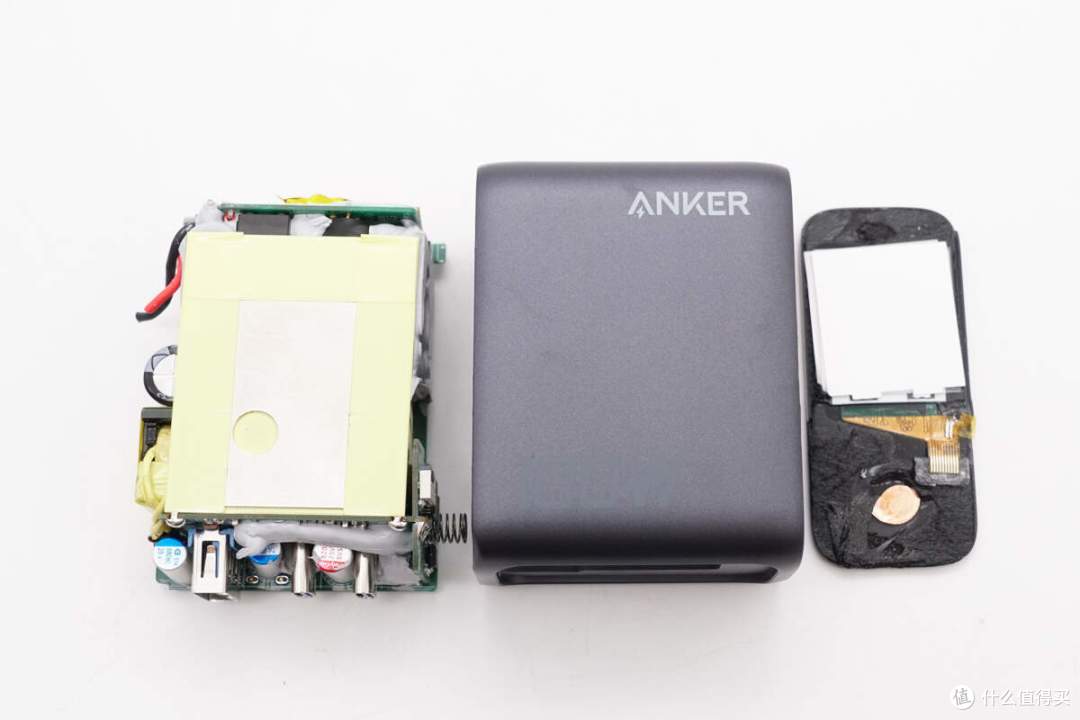 拆解报告:ANKER安克智显充Lite 100W氮化镓充电器A121B