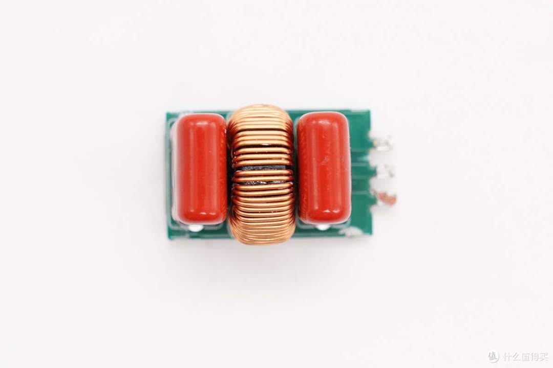 拆解报告:ANKER安克智显充Lite 100W氮化镓充电器A121B