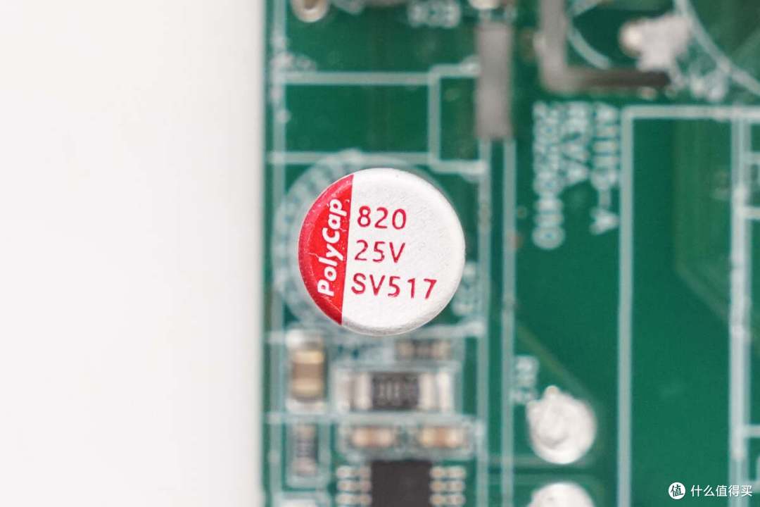 拆解报告:ANKER安克智显充Lite 100W氮化镓充电器A121B