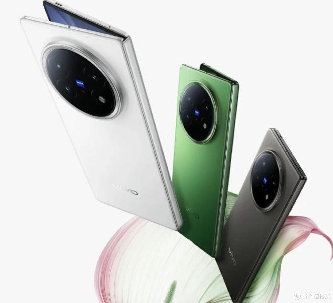 折叠屏界的"抗冻战神"来了！vivo X Fold5双屏顶配还能硬刚极寒