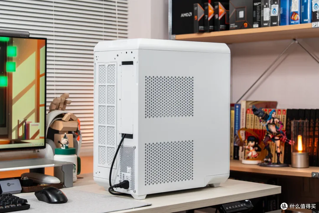SSUPD Xhuttle+铭瑄MS-终结者Z890A+索泰5070天启装机展示