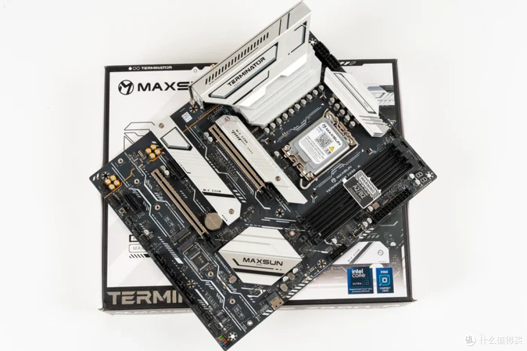 SSUPD Xhuttle+铭瑄MS-终结者Z890A+索泰5070天启装机展示