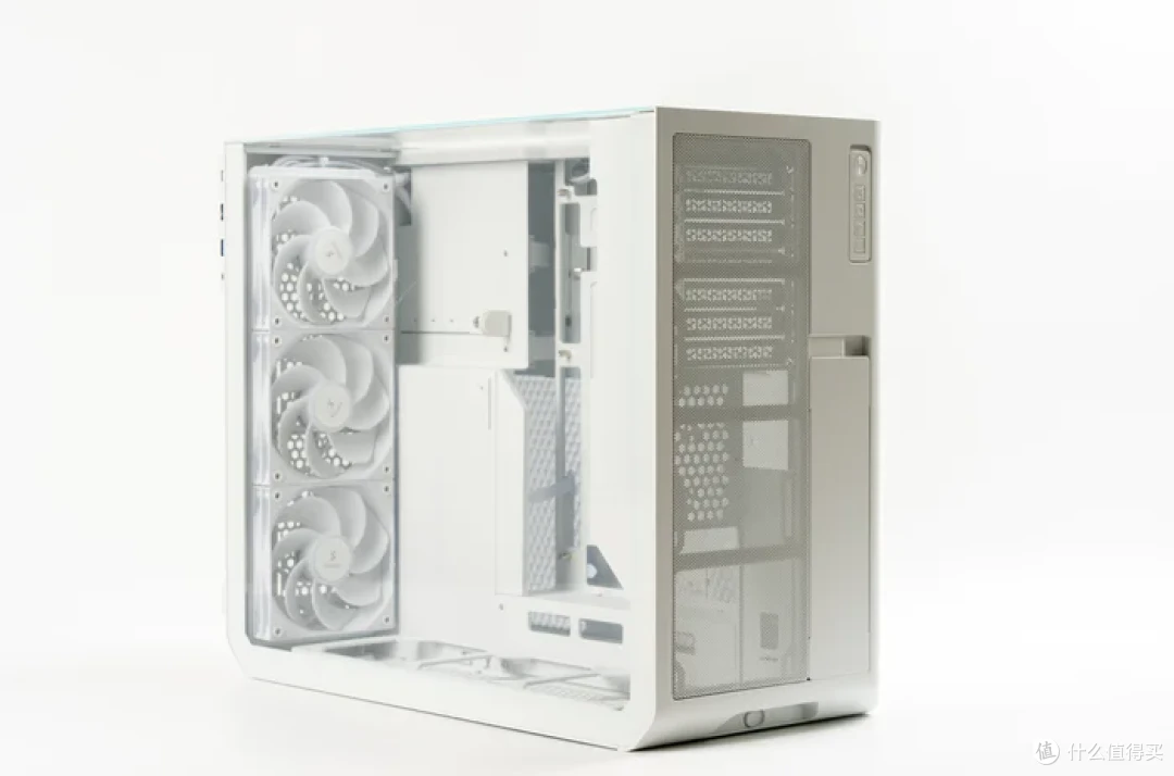 SSUPD Xhuttle+铭瑄MS-终结者Z890A+索泰5070天启装机展示
