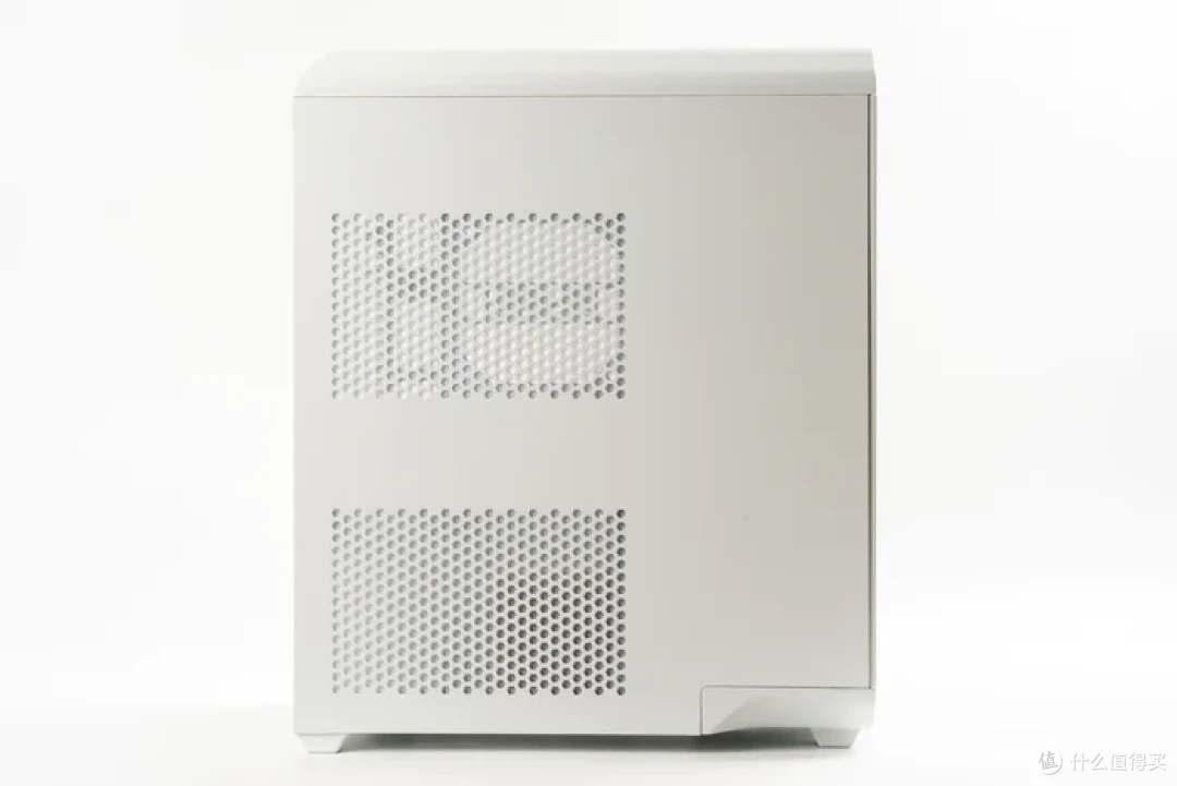 SSUPD Xhuttle+铭瑄MS-终结者Z890A+索泰5070天启装机展示
