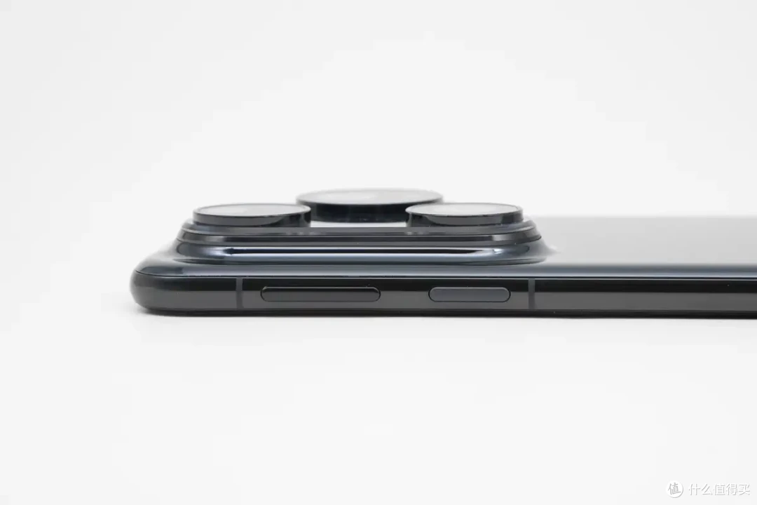 华为 Pura80 Pro + 全面评测:性能、屏幕、影像全维度旗舰表现