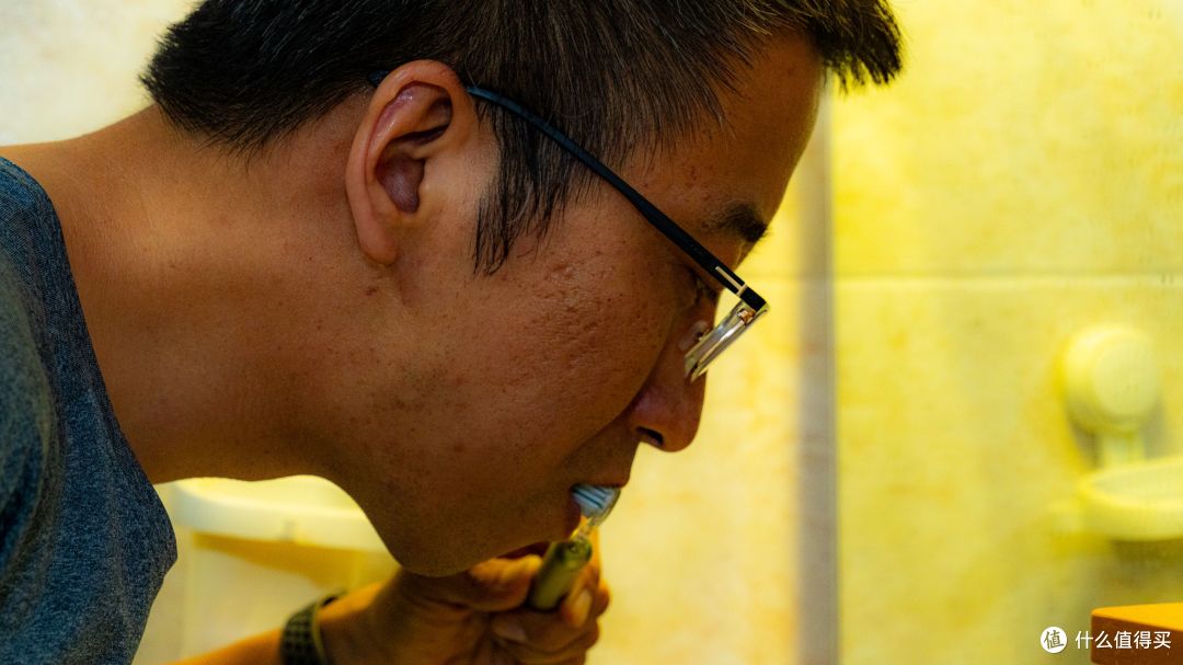 刷牙也需要仪式感——左点轻奢艺术牙刷